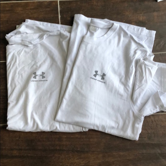 Under Armour Other - Under Armour white tee bundle